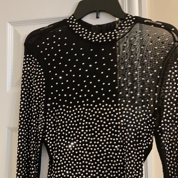 Dress - Picture 3 of 3